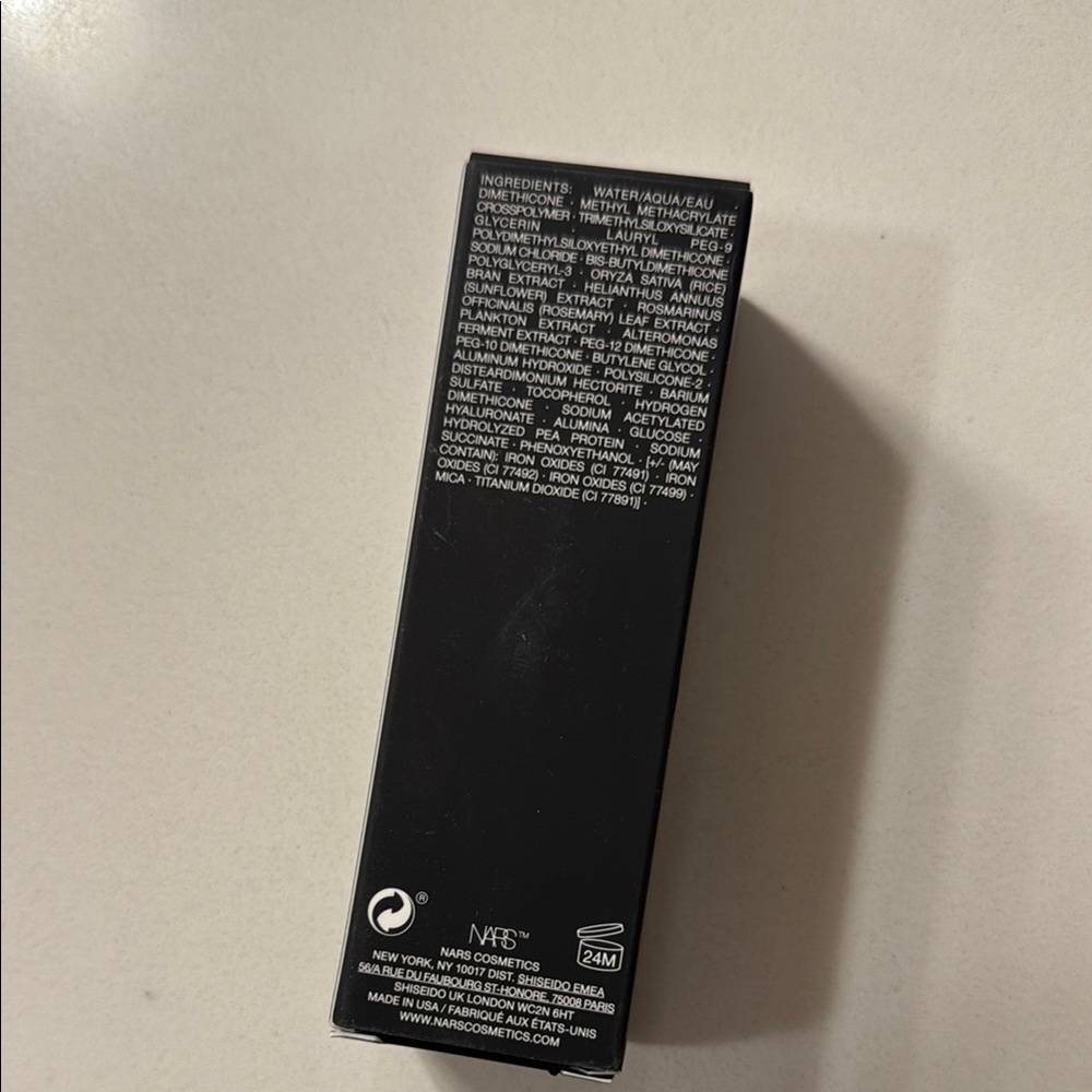 NARS Soft Matte Complete Foundation - Picture 3 of 3